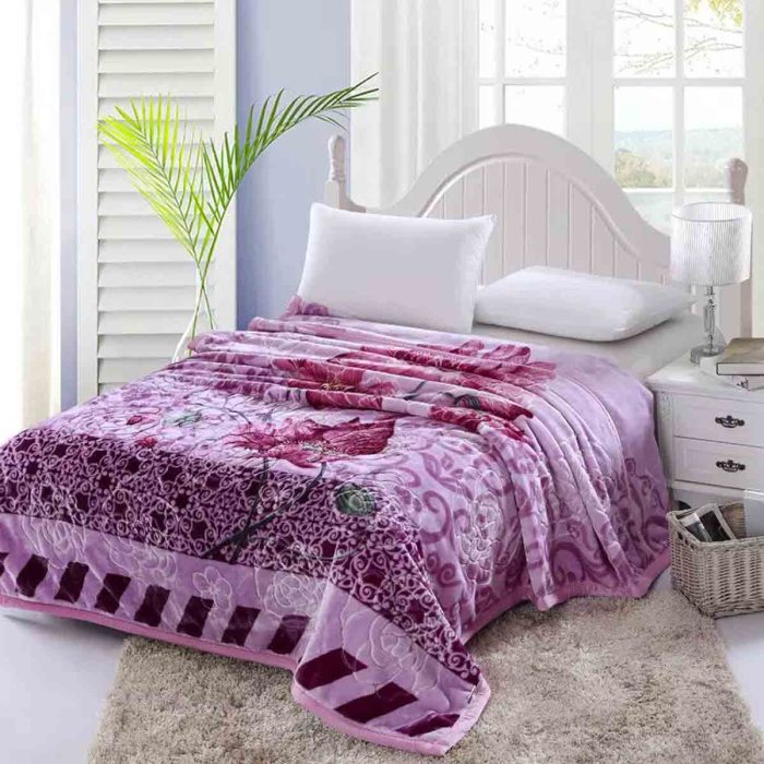 36*72 Inch Blossom Thickened Warm European Blanket Moisture Absorbing Breathable Suitable for King Luxury Blanket For Winter - Image 3