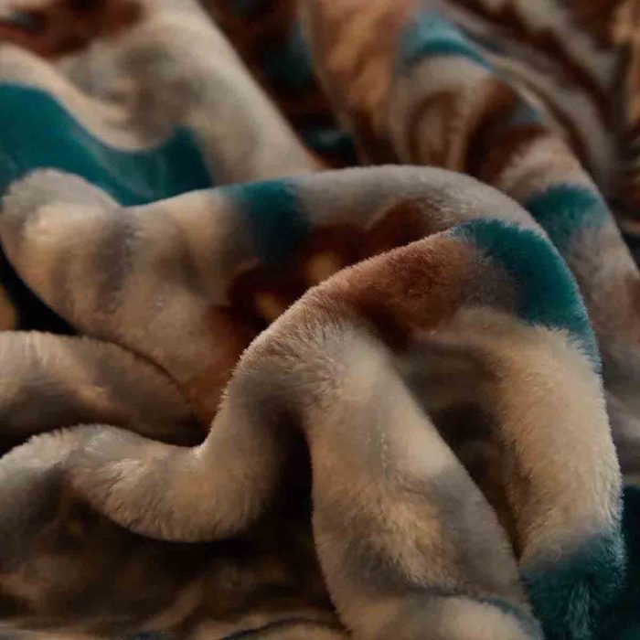 36*72 Inch Blossom Thickened Warm European Blanket Moisture Absorbing Breathable Suitable for King Luxury Blanket For Winter - Image 11