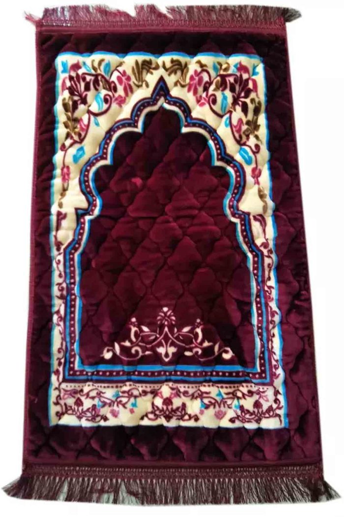 High Qualitied And Exclusive Printed Prayer Mats With Foam For Winter - Image 5